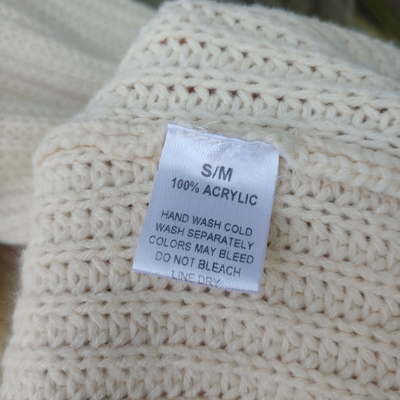 Sweet Generis | Rosette Embroidered Open Cardigan Sweater - Picture 10 of 12